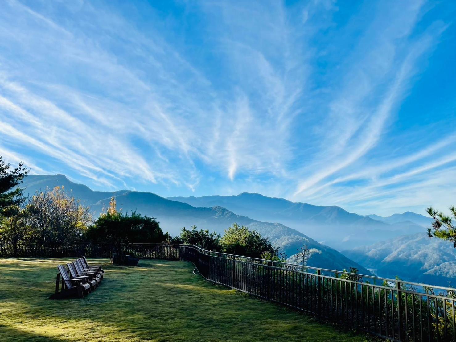 Junyi Landscape Villa Ren'ai Exterior foto