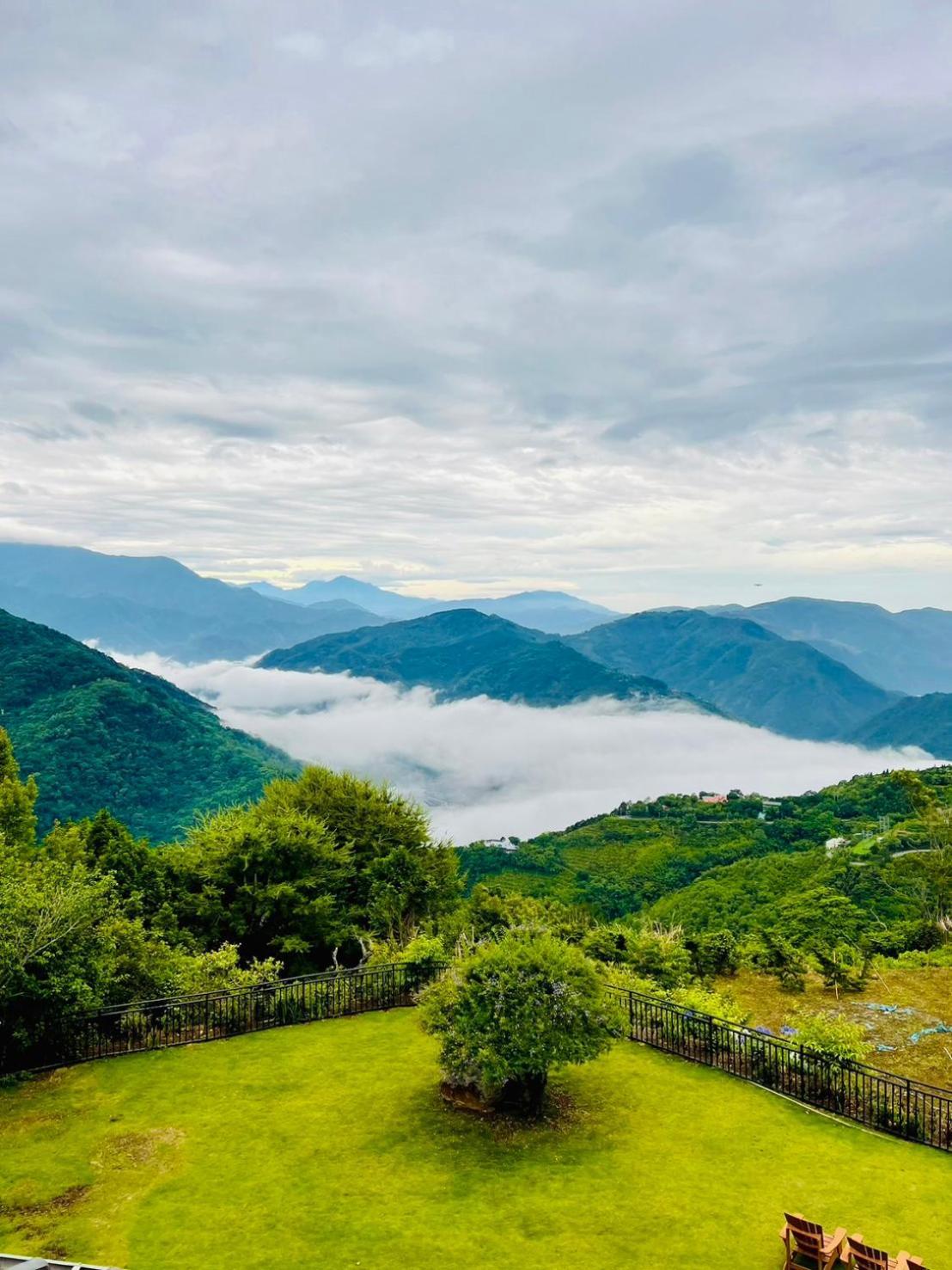 Junyi Landscape Villa Ren'ai Exterior foto